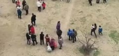 5歲男童陽臺墜亡,事發時奶奶姥姥在打麻將